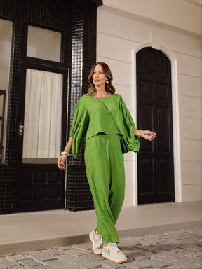 Conjunto Blusa Manga Bufante e Calça