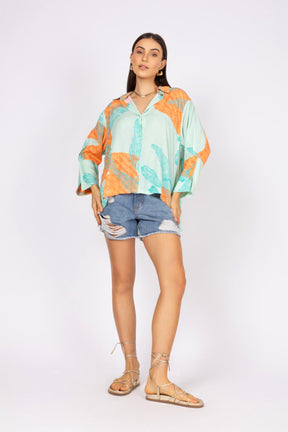 Camisa com Estampa Abstrata