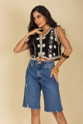 Bermuda Jeans com Barra Desfiada