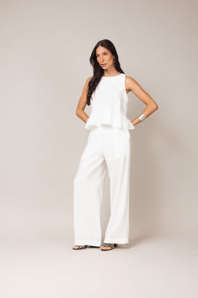 Conjunto com Blusa Peplum e Calça Pantalona