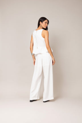 Conjunto com Blusa Peplum e Calça Pantalona