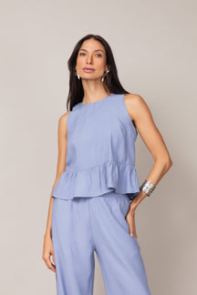 Conjunto com Blusa Peplum e Calça Pantalona