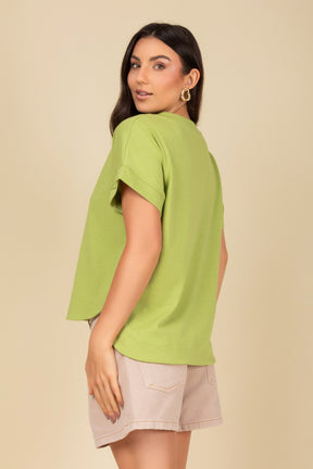 Blusa Decote em V com Manga Dobrada