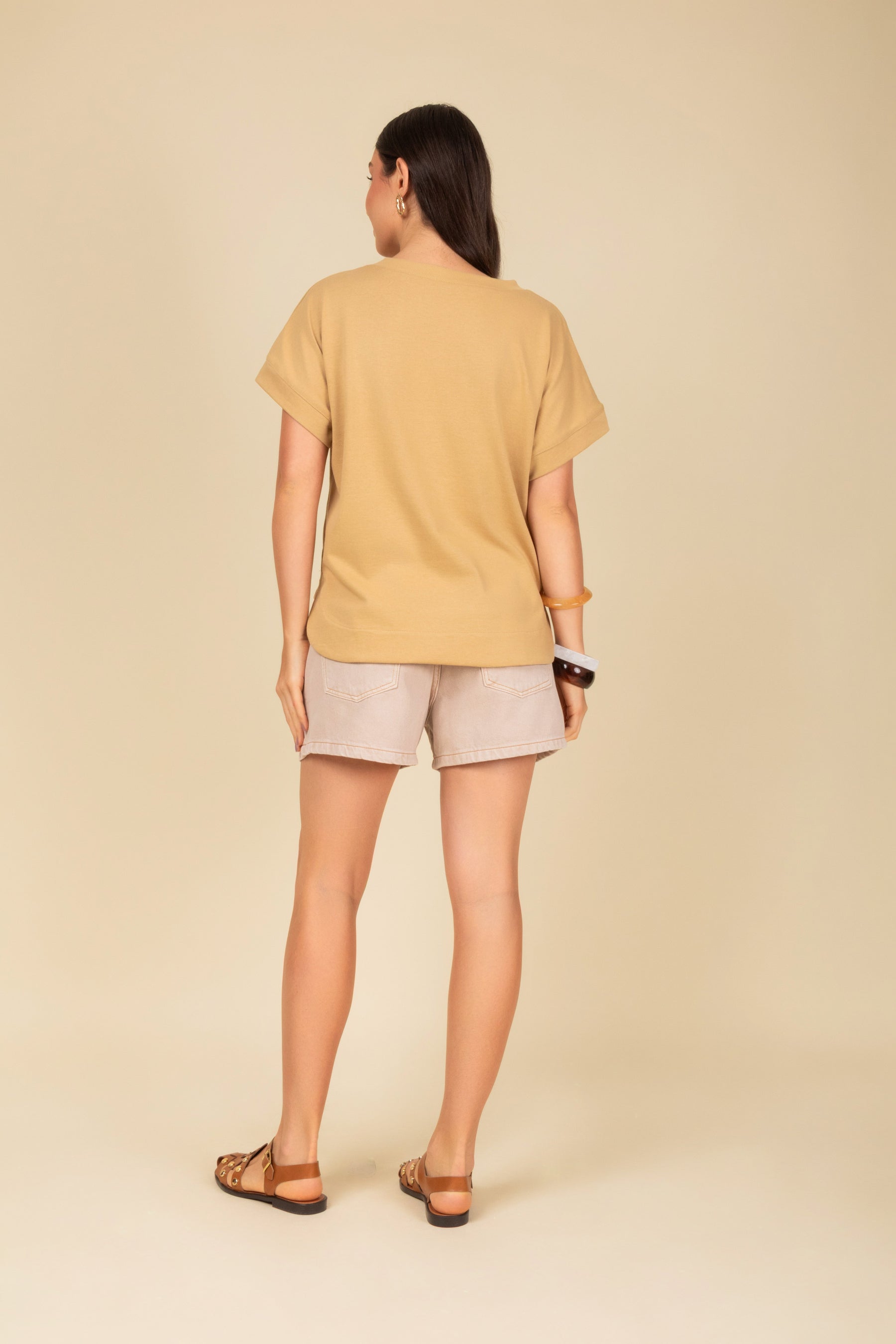 Blusa Decote em V com Manga Dobrada