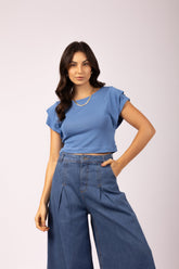 Cropped com Detalhe no Ombro